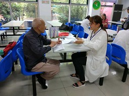 以党心聚众心，以众心赢民心--记z6mg人生就是博员工党支部毕业季志愿活动