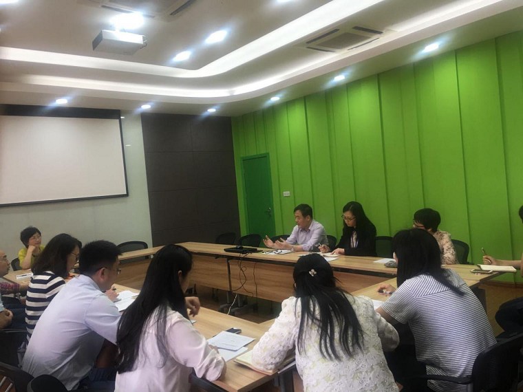 z6mg人生就是博教工党支部组织开展“争做四有好老师”讨论会